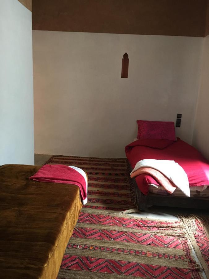 Maison D'Hotes Dar Afra Ait Ziri Екстериор снимка